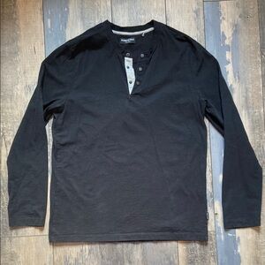 Kenneth Cole Men's Black Long Sleeve Tee Henley Shirt Top Casual Size Medium